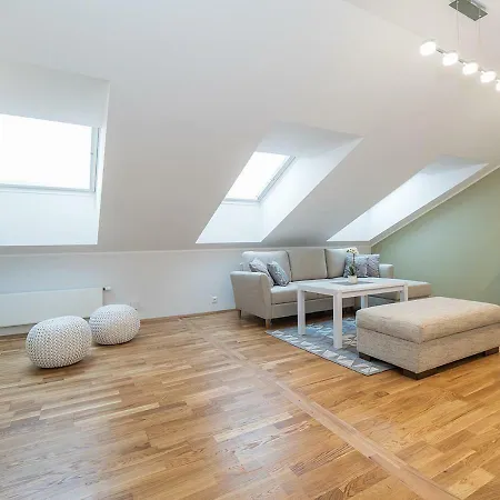 Rooftop Apartment *