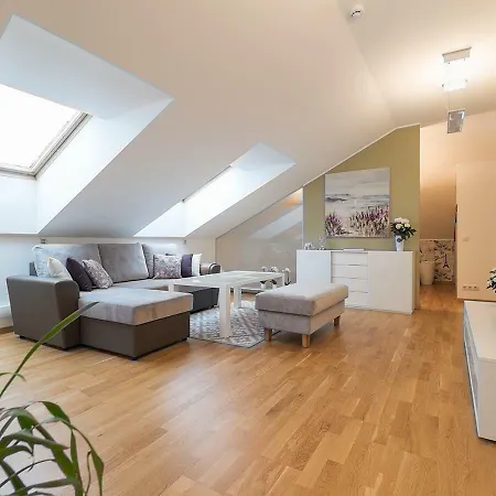 Rooftop * تالين